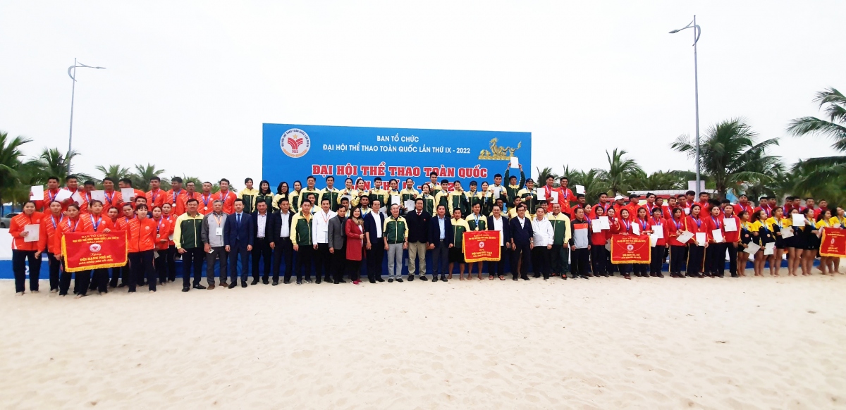 Đại hội Thể thao toàn quốc lần thứ IX: TP.HCM vô địch môn Bóng ném bãi biển